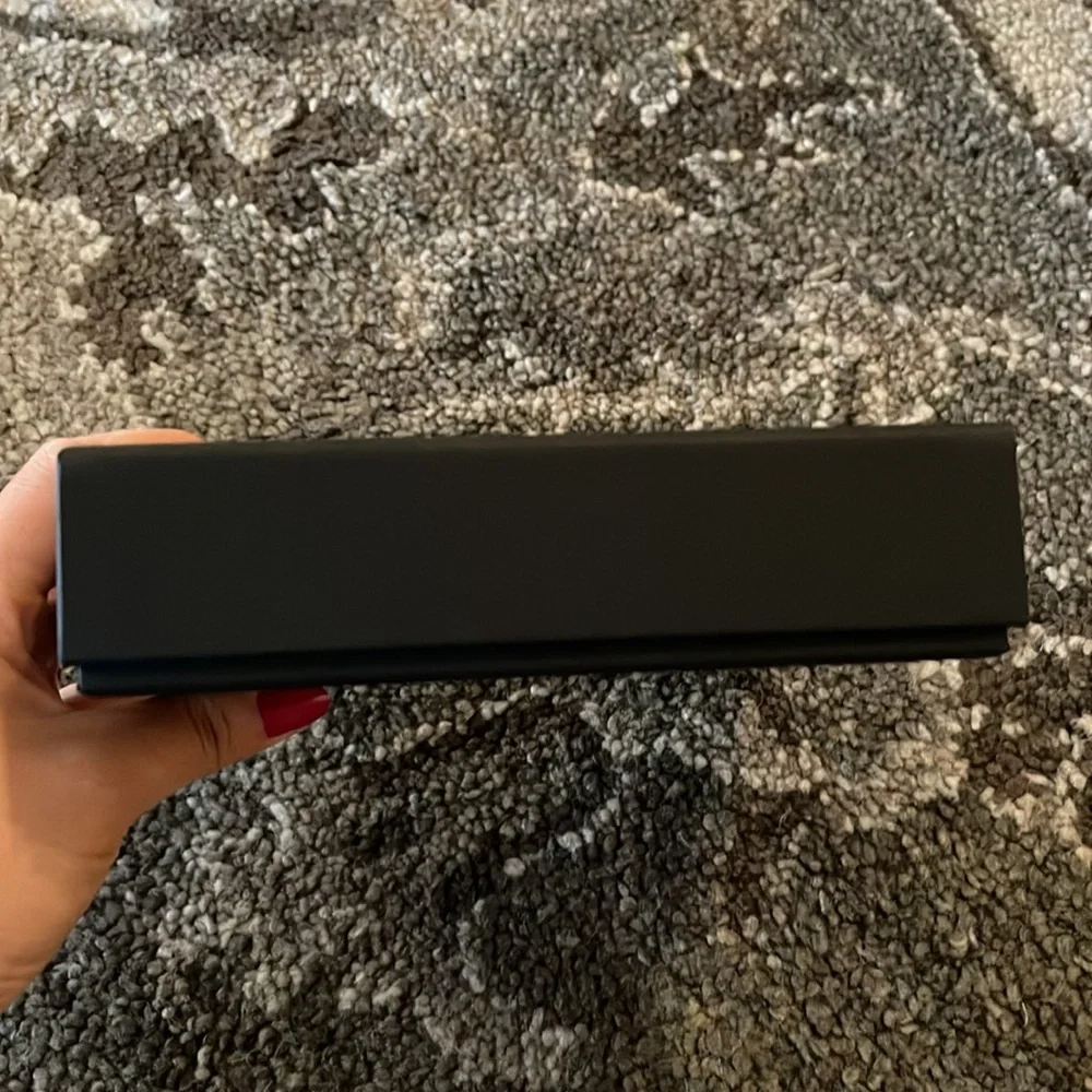 Chanel Black Box - Picture 5 of 10